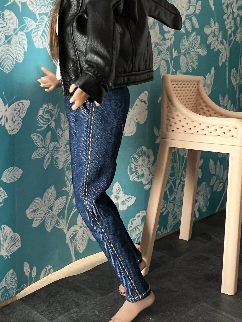 dollhouse miniature coat female EXTREMELY fitted tight biker leather 1/12 Jacket