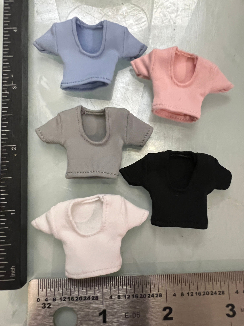 dollhouse miniature tee shirt, low cut top, 1/12 women's clothes