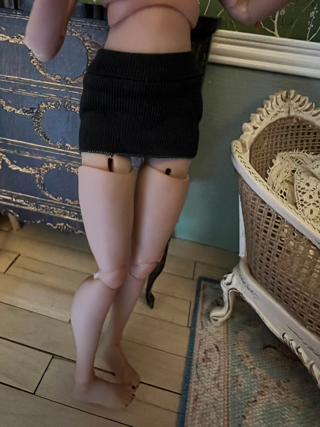 dollhouse miniature skirt 1/12 scale doll clothes