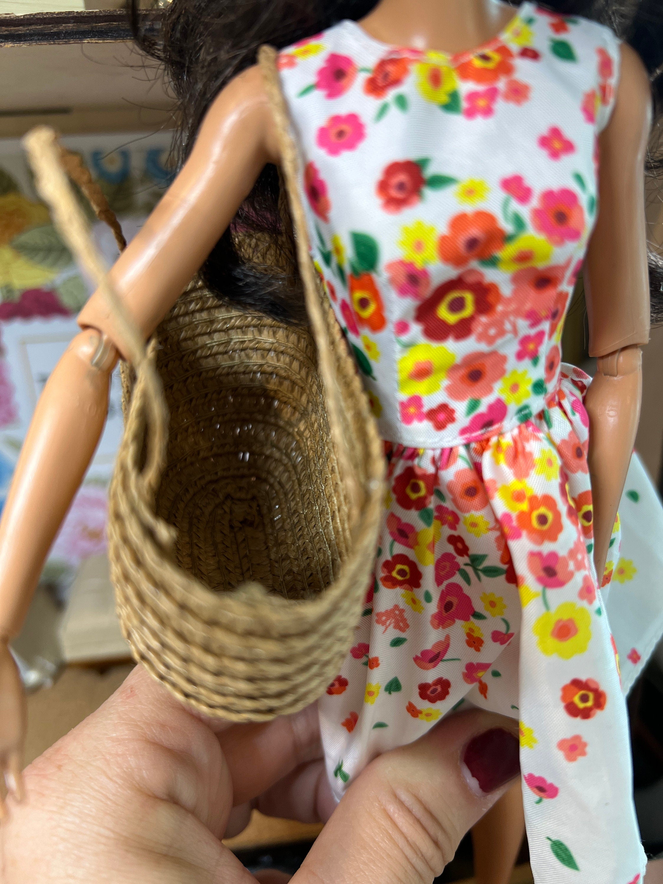 dollhouse miniature purse 1/12 scale and 1/6 scale beach tote or shopping tote