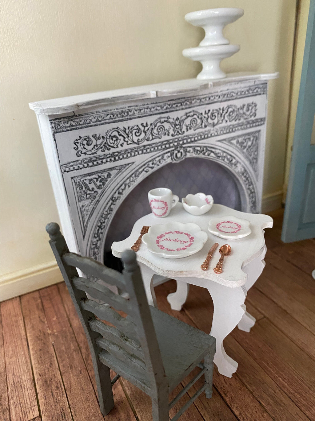 Dollhouse dishes, Fuckery China dollhouse miniature dish set,  1/12 scale dishes