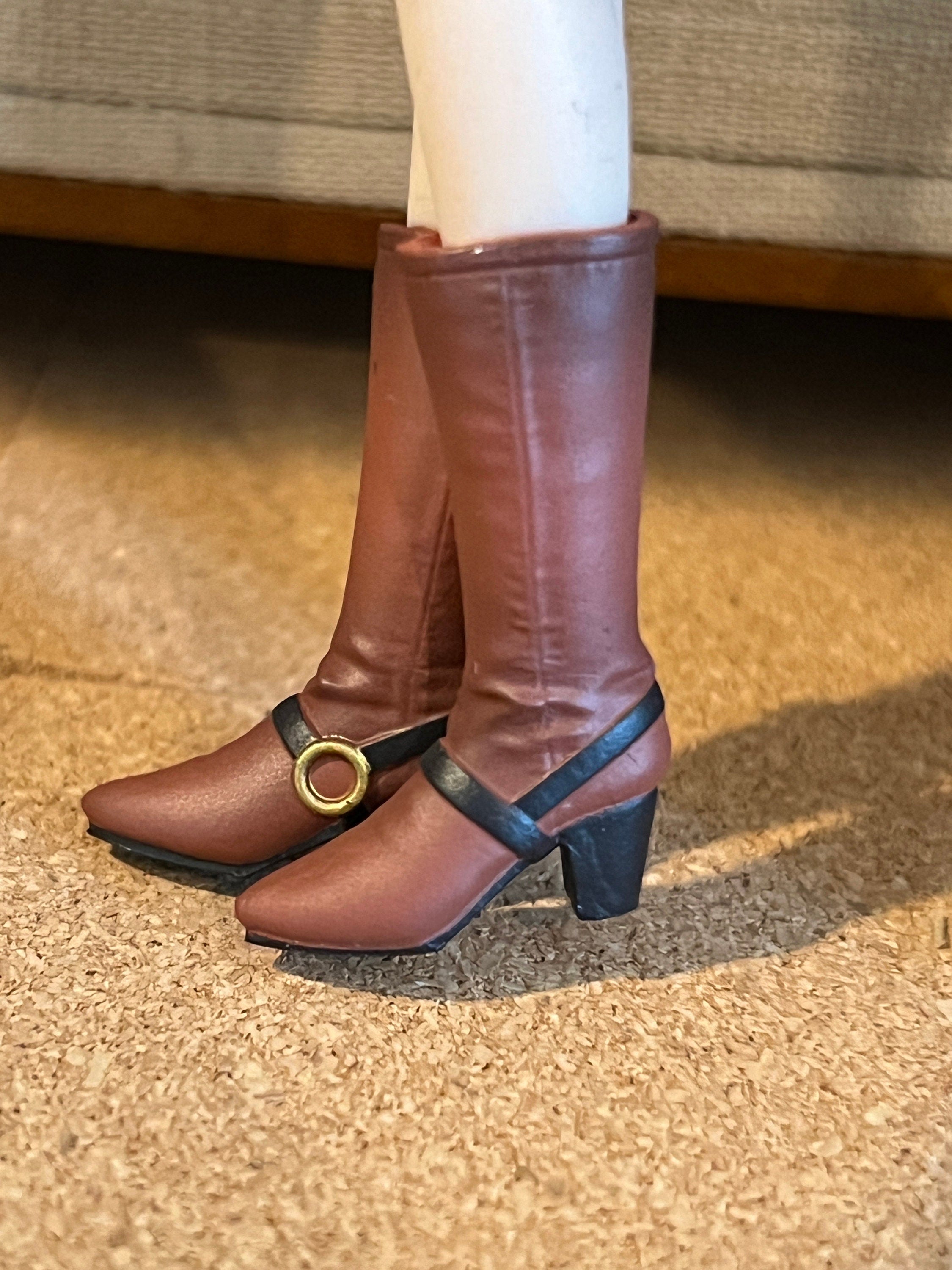 dollhouse miniature boots 1/12 boots, Frye style 90’s for 6 inch doll