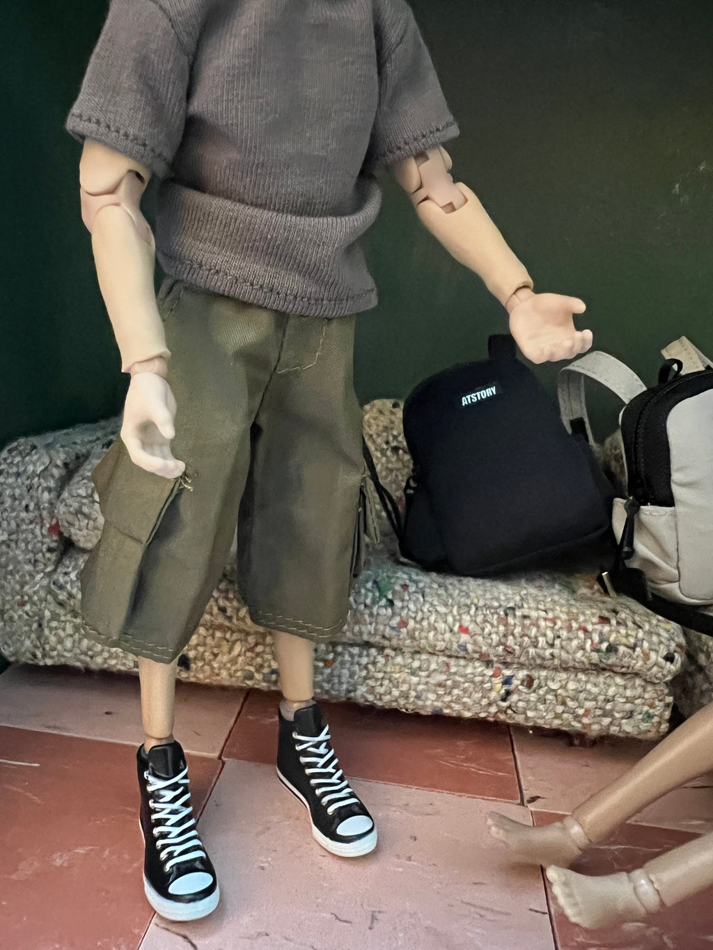 dollhouse miniature tee shirt, 1/12 shirt, clothes