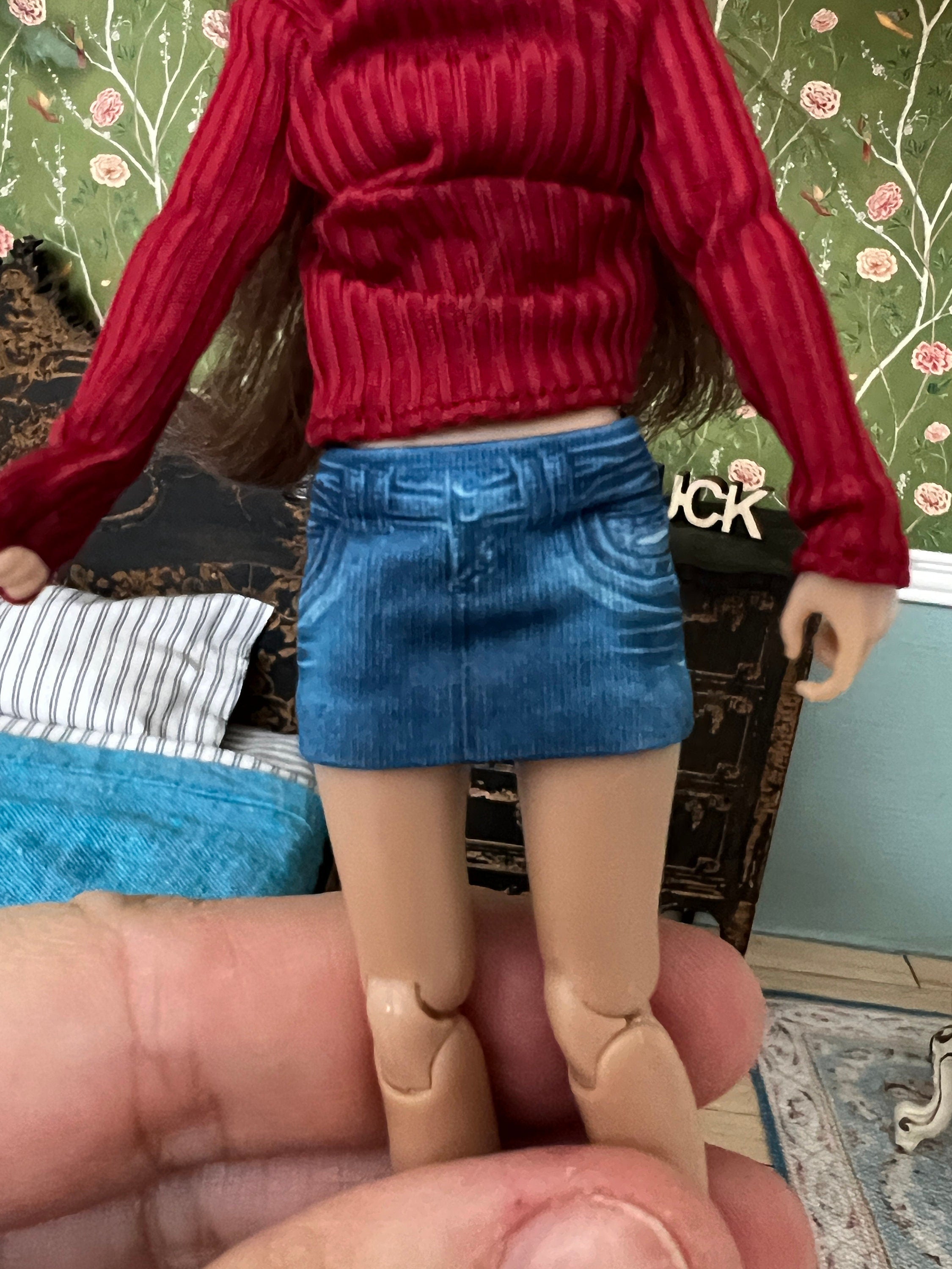 Dollhouse miniature jean skirt 1/12 doll clothes