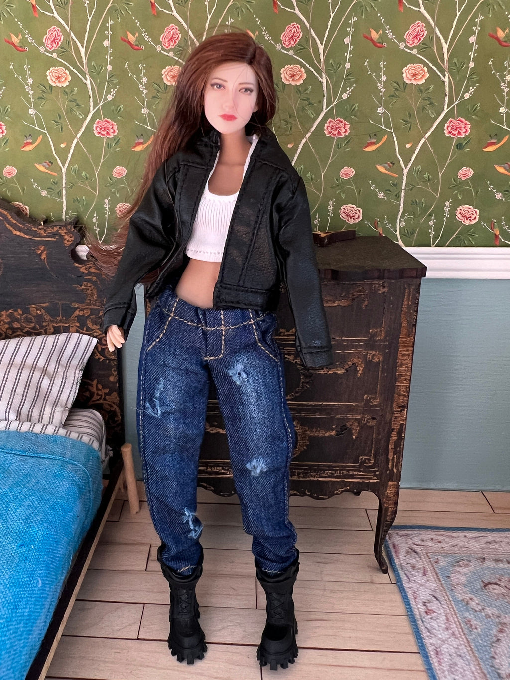 dollhouse miniature coat female EXTREMELY fitted tight biker leather 1/12 Jacket