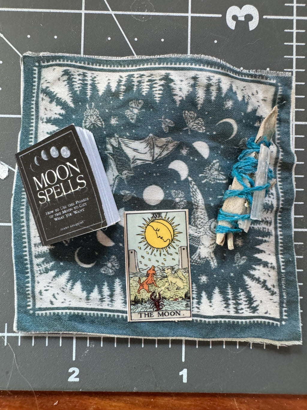 dollhouse miniature Tarot 1/12 scale witch magic decor