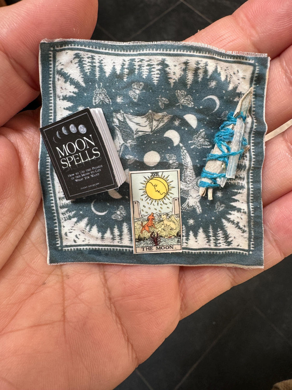 dollhouse miniature Tarot 1/12 scale witch magic decor