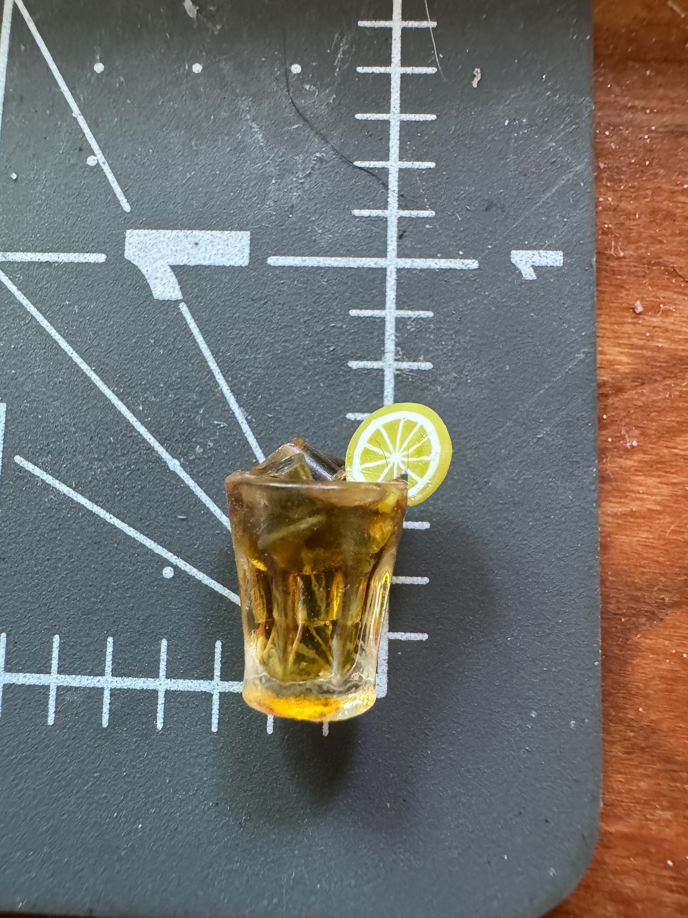 dollhouse miniature drink, 1/12 scale Arnold Palmer Iced Tea Lemonade drink
