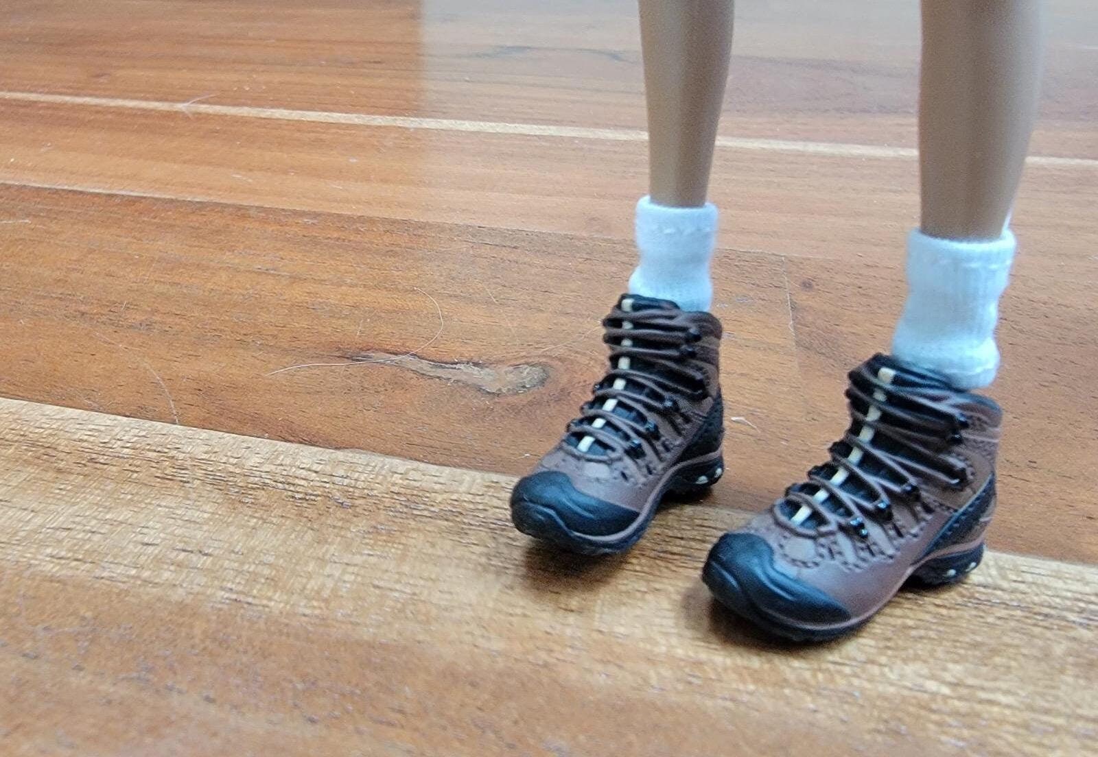 dollhouse miniature hiking boots 1/12 with socks