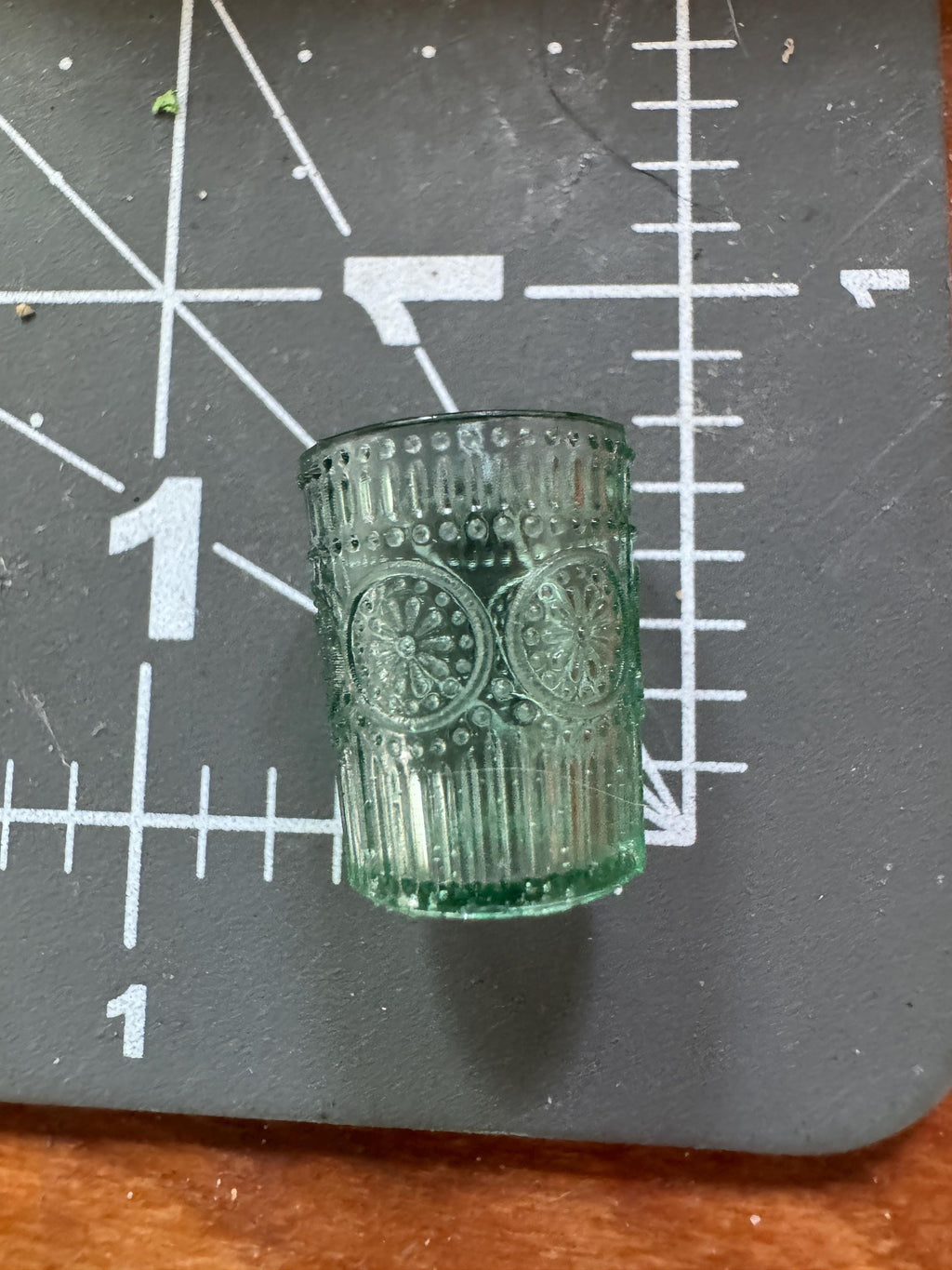 1/6 drinking glasses green pattern play scale