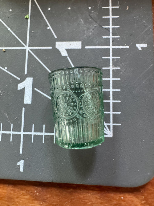 1/6 drinking glasses green pattern play scale