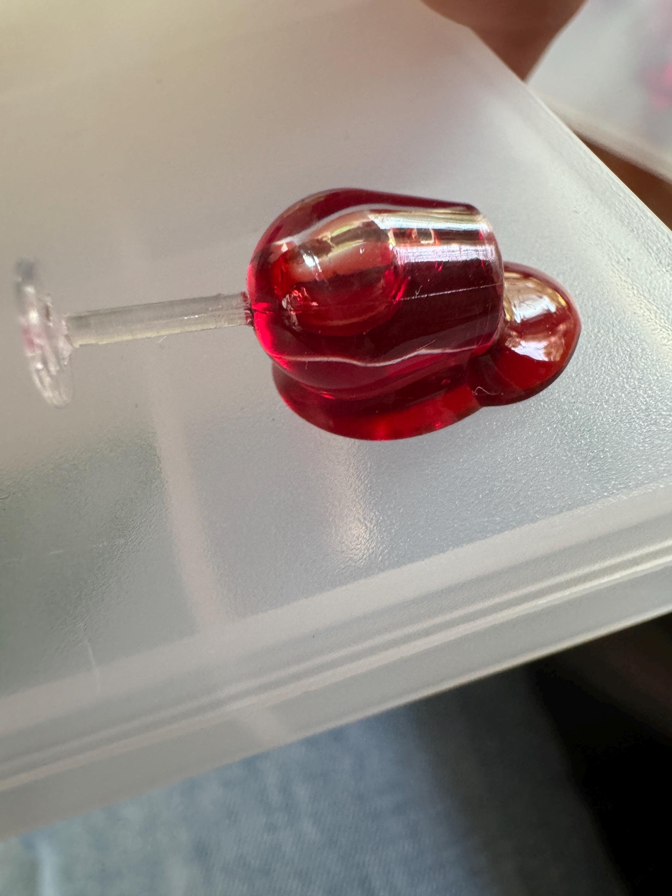 dollhouse miniature spilled wine, 1/12 dollhouse drinks, dollhouse wine