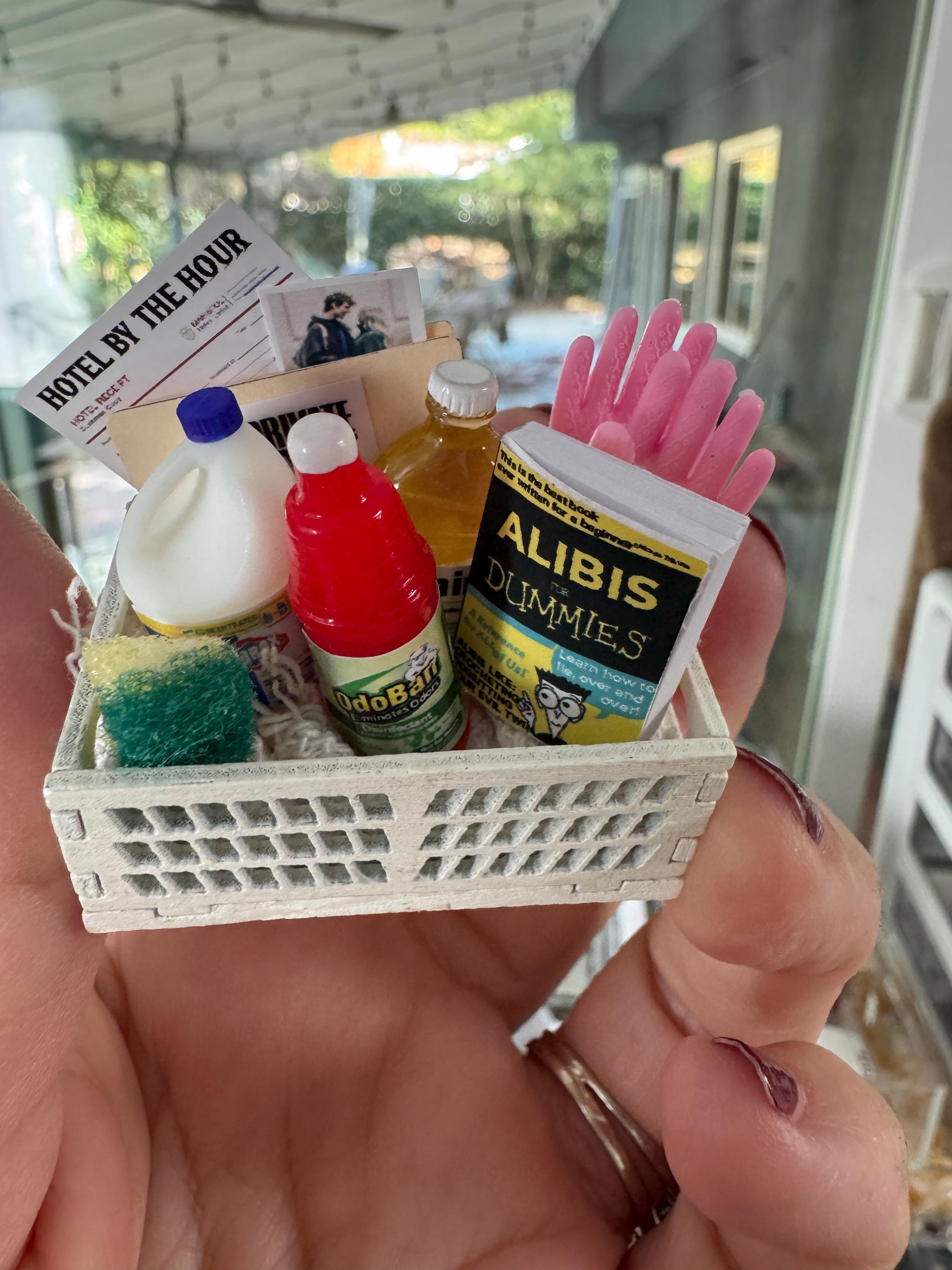 dollhouse miniature crime, 1/12 crime scene clean up, dollhouse miniature crime scene