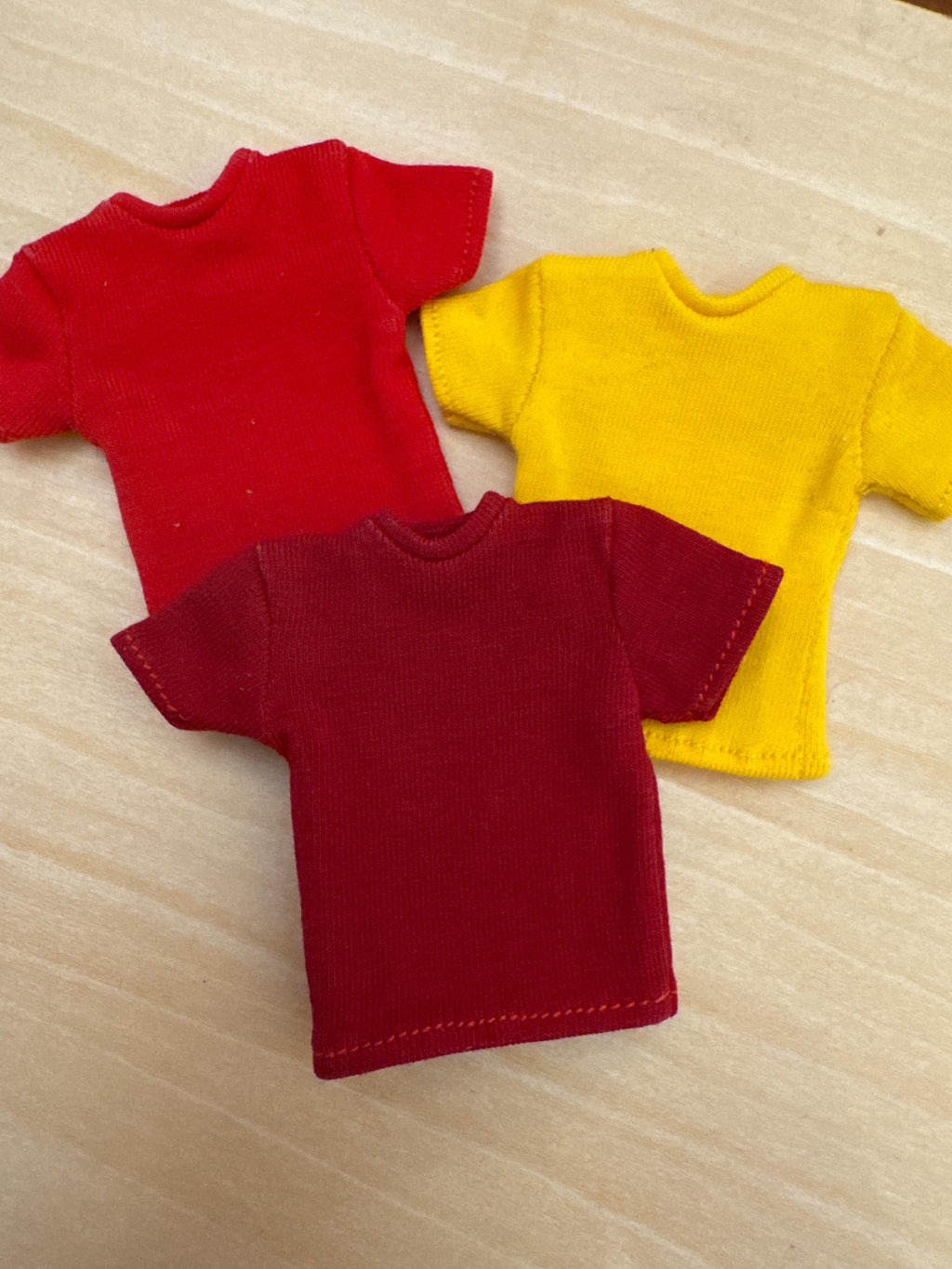 dollhouse miniature tee shirt, 1/12 shirt, clothes