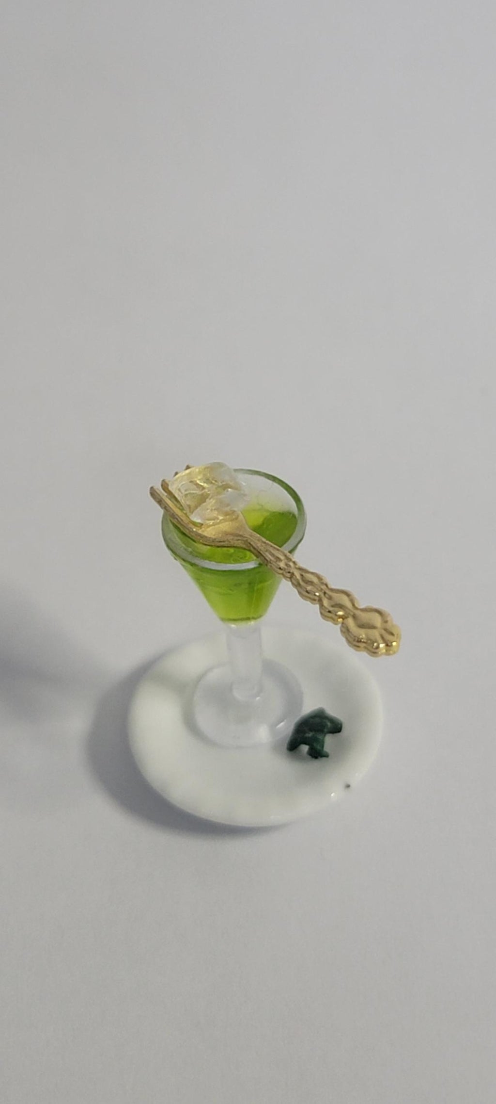dollhouse miniature cocktail Absinthe, 1/12 bar drink with utensil, plate and sugar wrapper, dollhouse food miniature