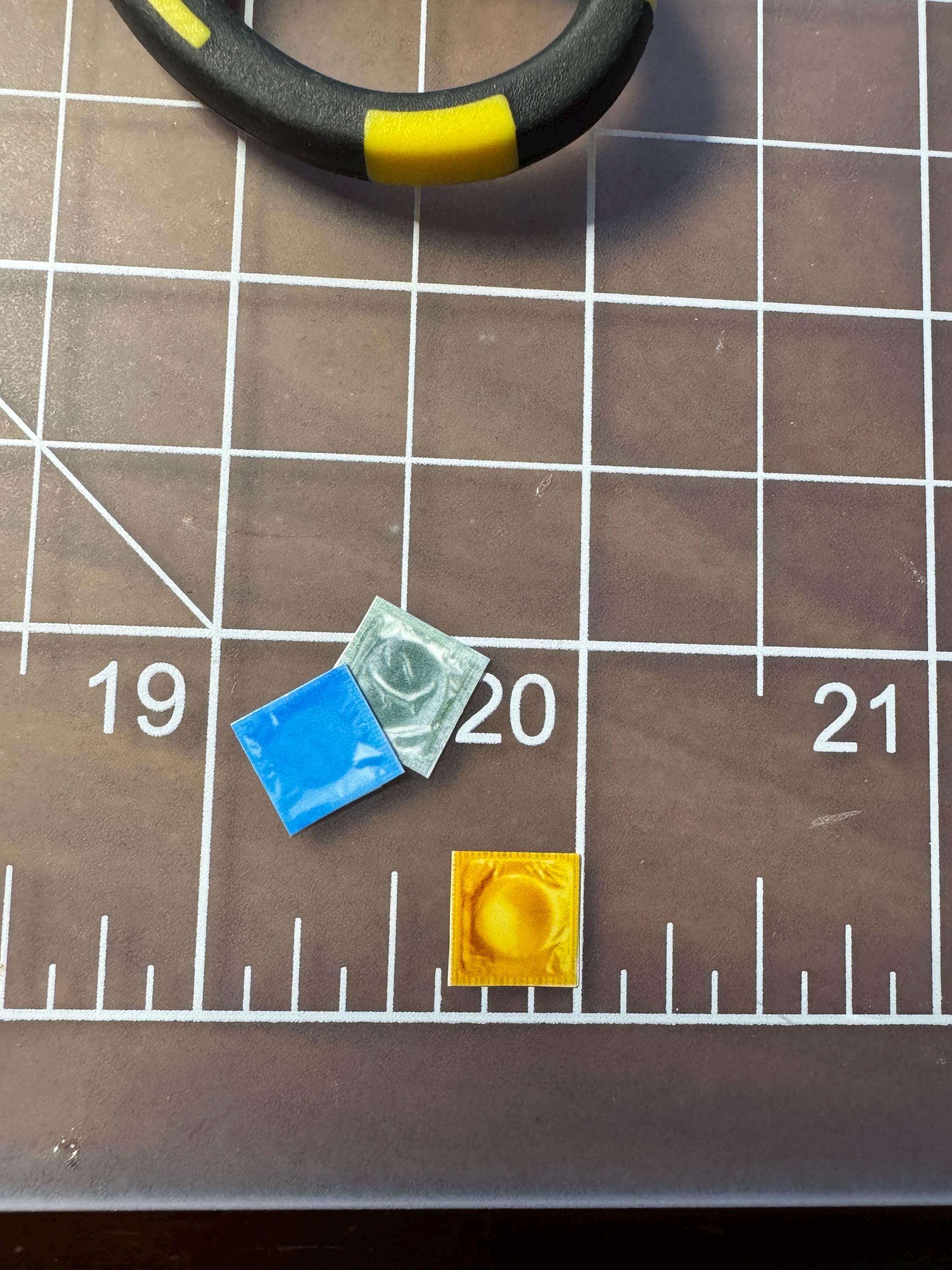 Dollhouse miniature condoms 1/12 condom dollhouse bathroom supply