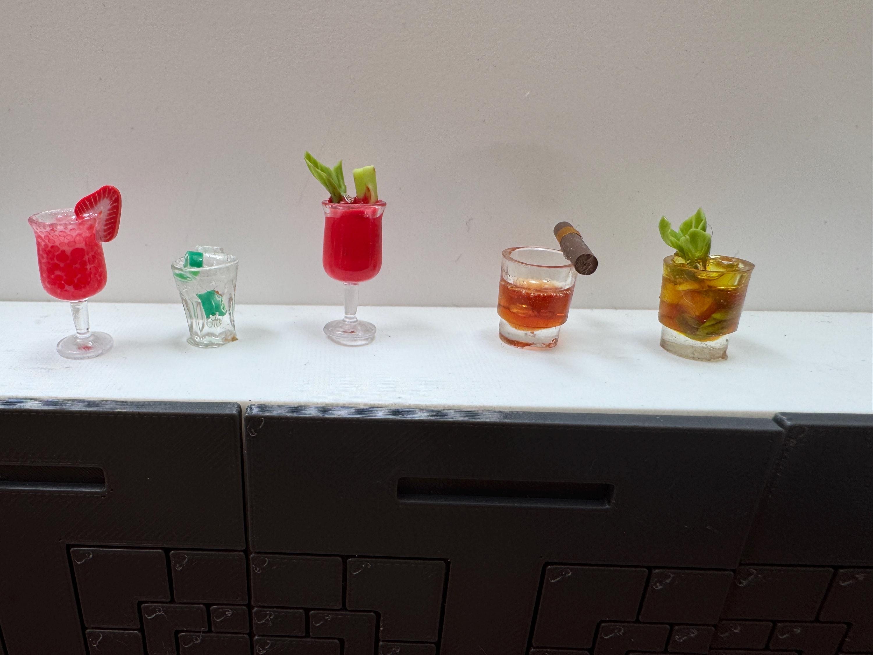 dollhouse miniature cocktail,  BLOODY MARY 1/12 scale alcohol