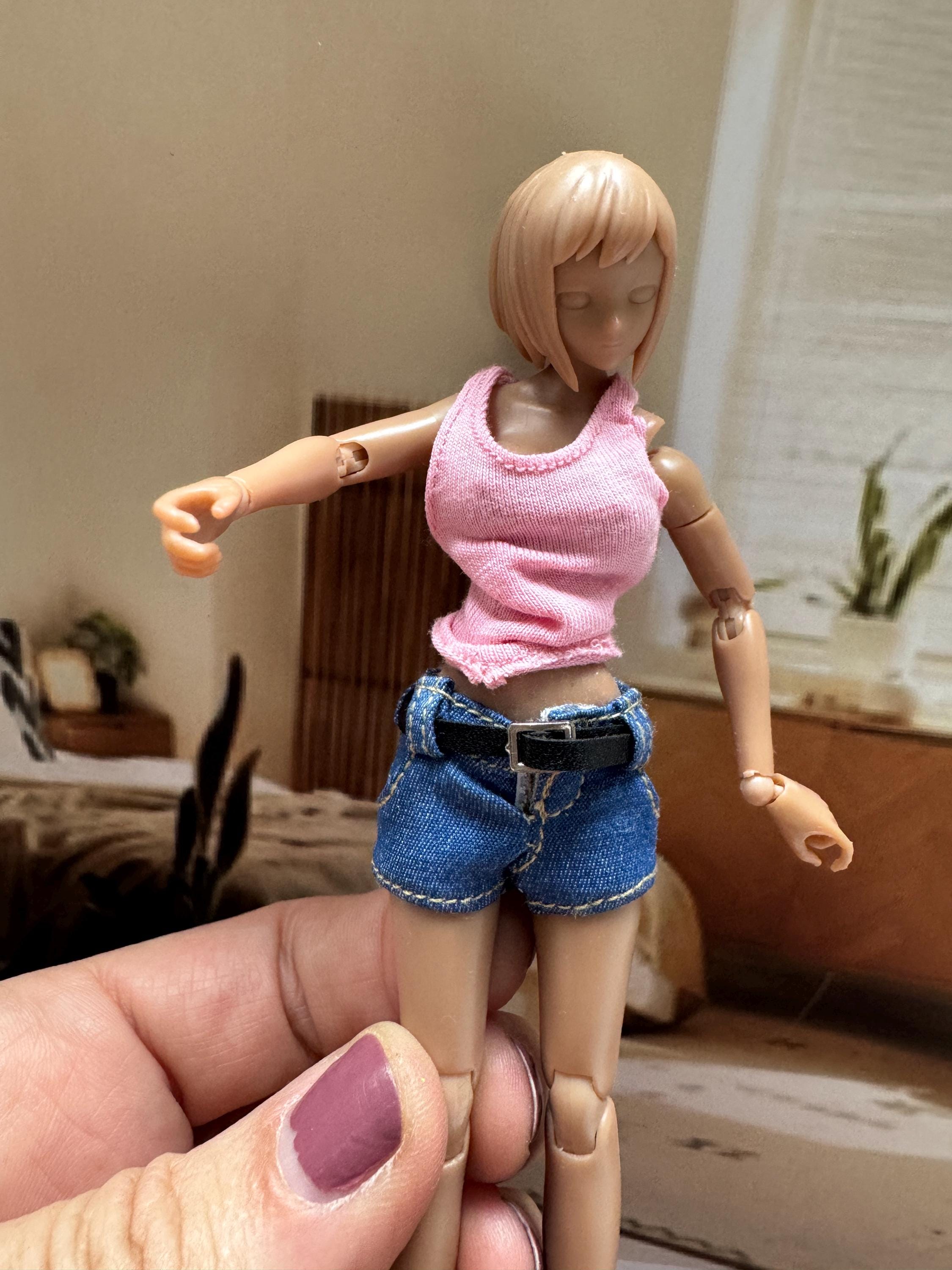 dollhouse miniature tee shirt, women's 1/12 tank top shirt