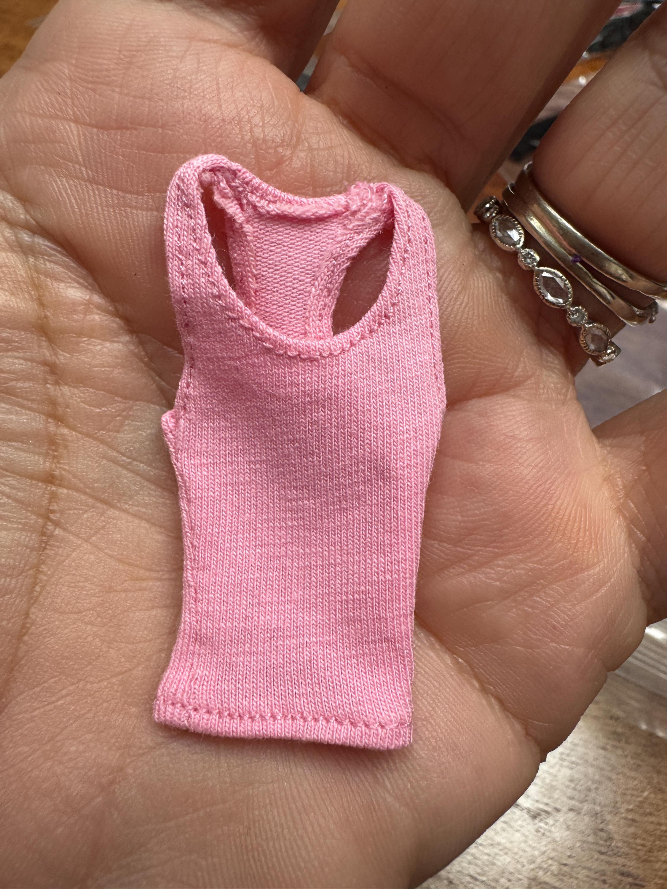 dollhouse miniature tee shirt, women's 1/12 tank top shirt