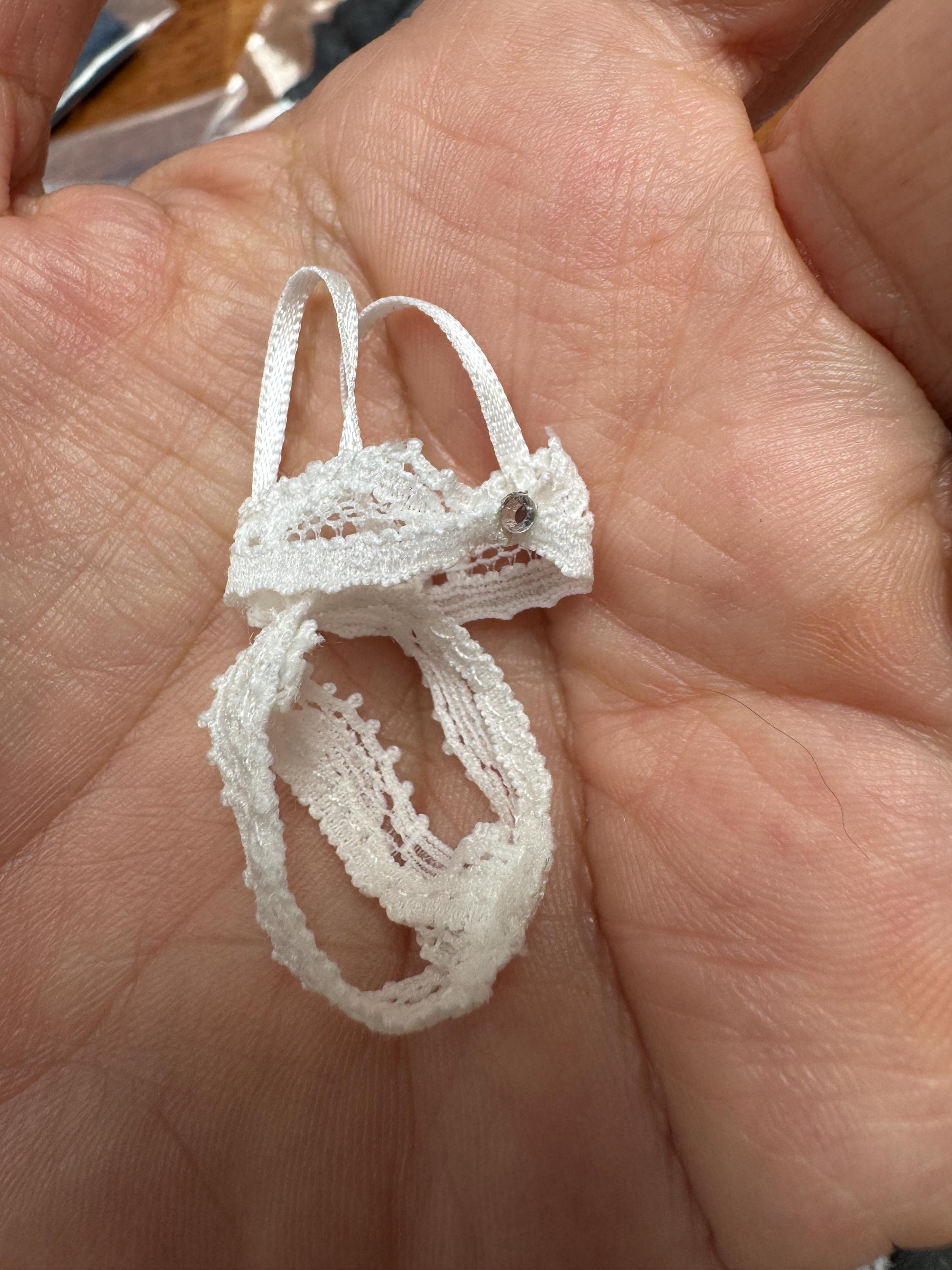 Dollhouse miniature lace bra and panty set, 1/12 clothing