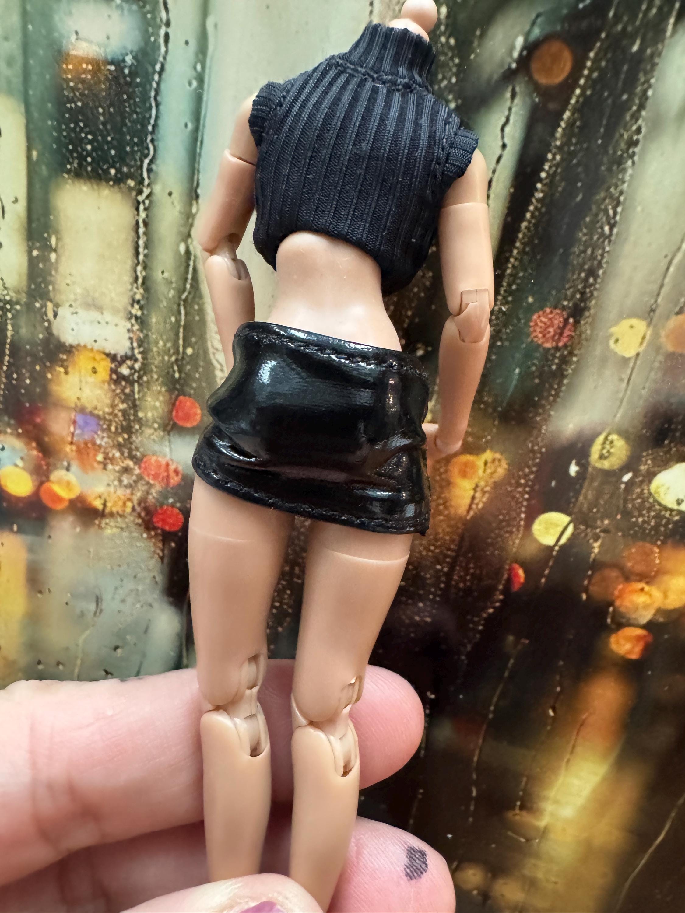 Dollhouse miniature 1/12 skirt faux leather