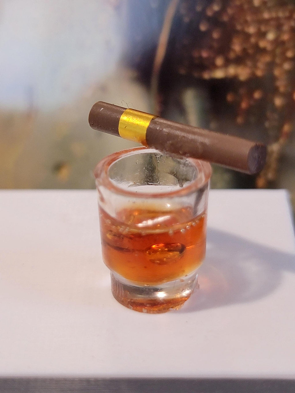 Dollhouse miniature cocktail drink, The Saprano, whiskey with cigar 1/12 dollhouse bar