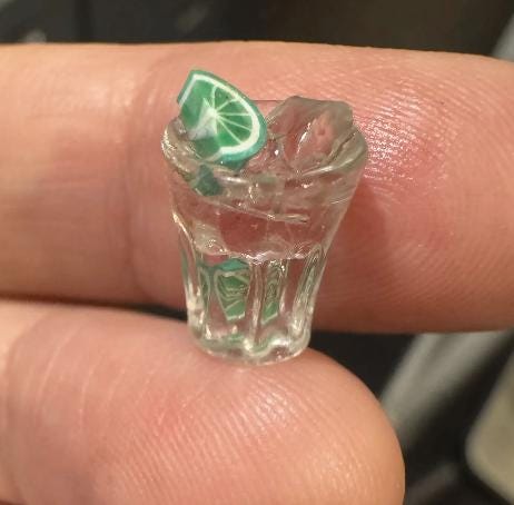 dollhouse miniature Gin and Tonic,  1/12 craft cocktail dollhouse drinks