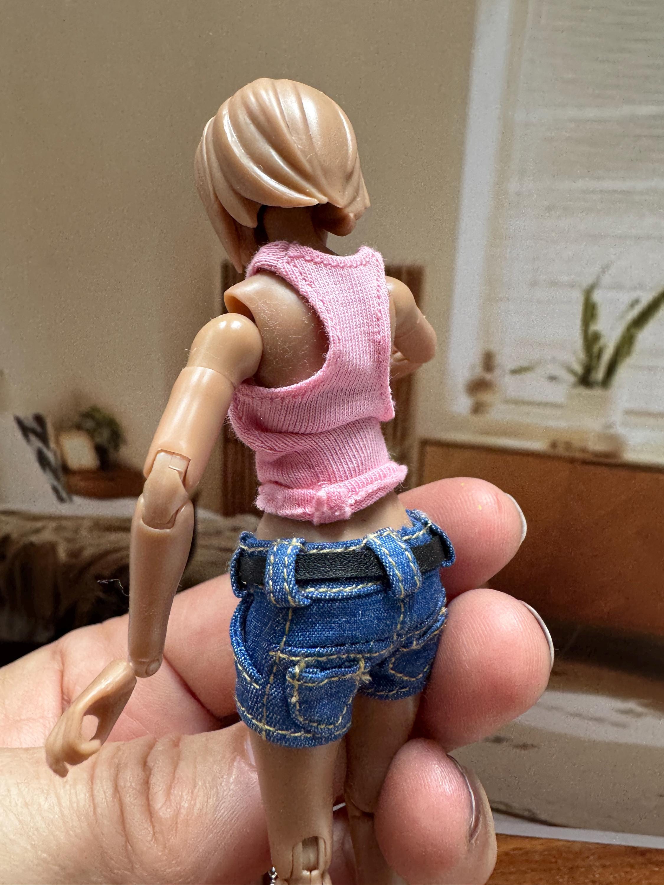 Dollhouse miniature women's shorts, 1/12 denim shorts