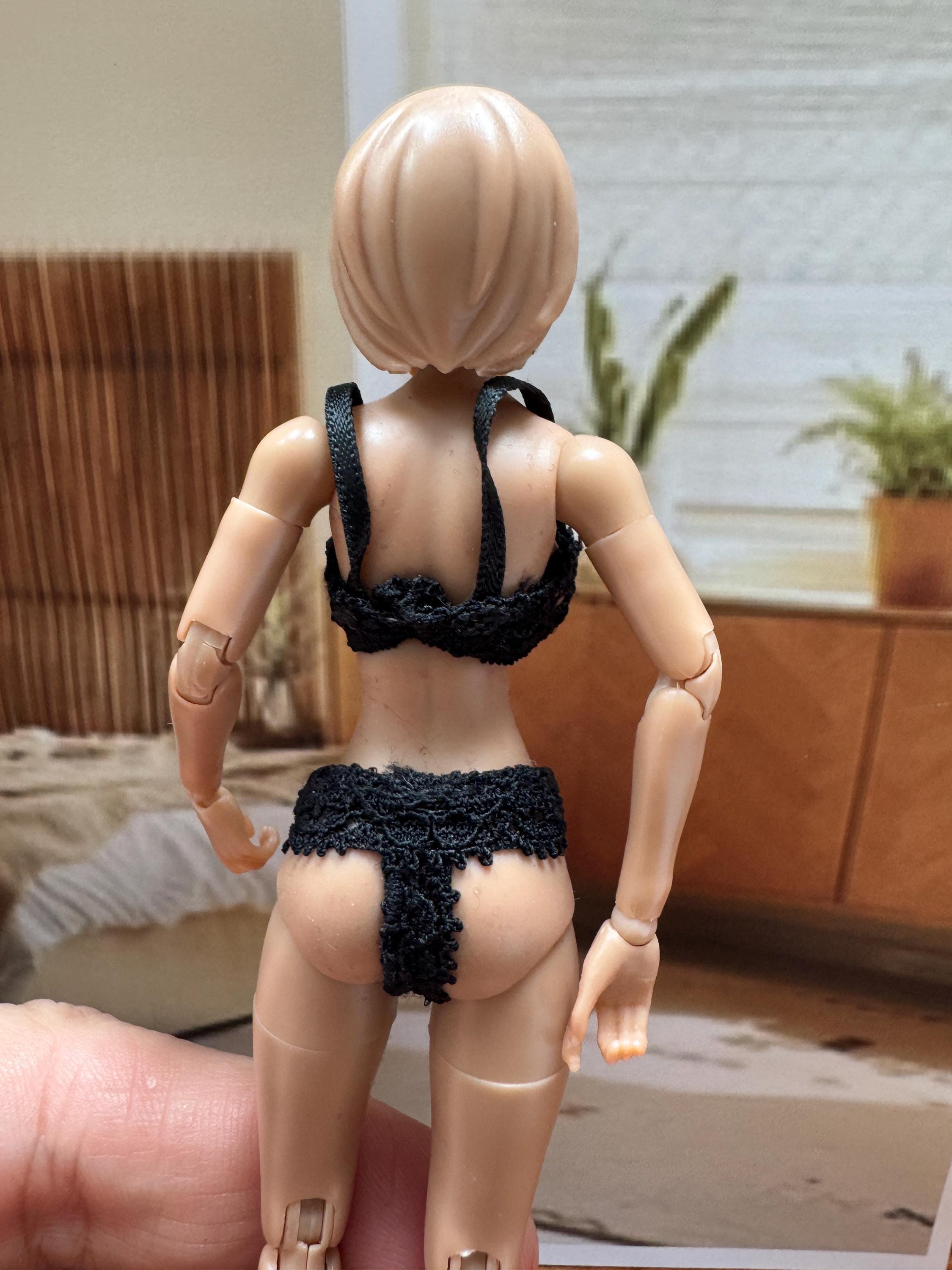 Dollhouse miniature lace bra and panty set, 1/12 clothing