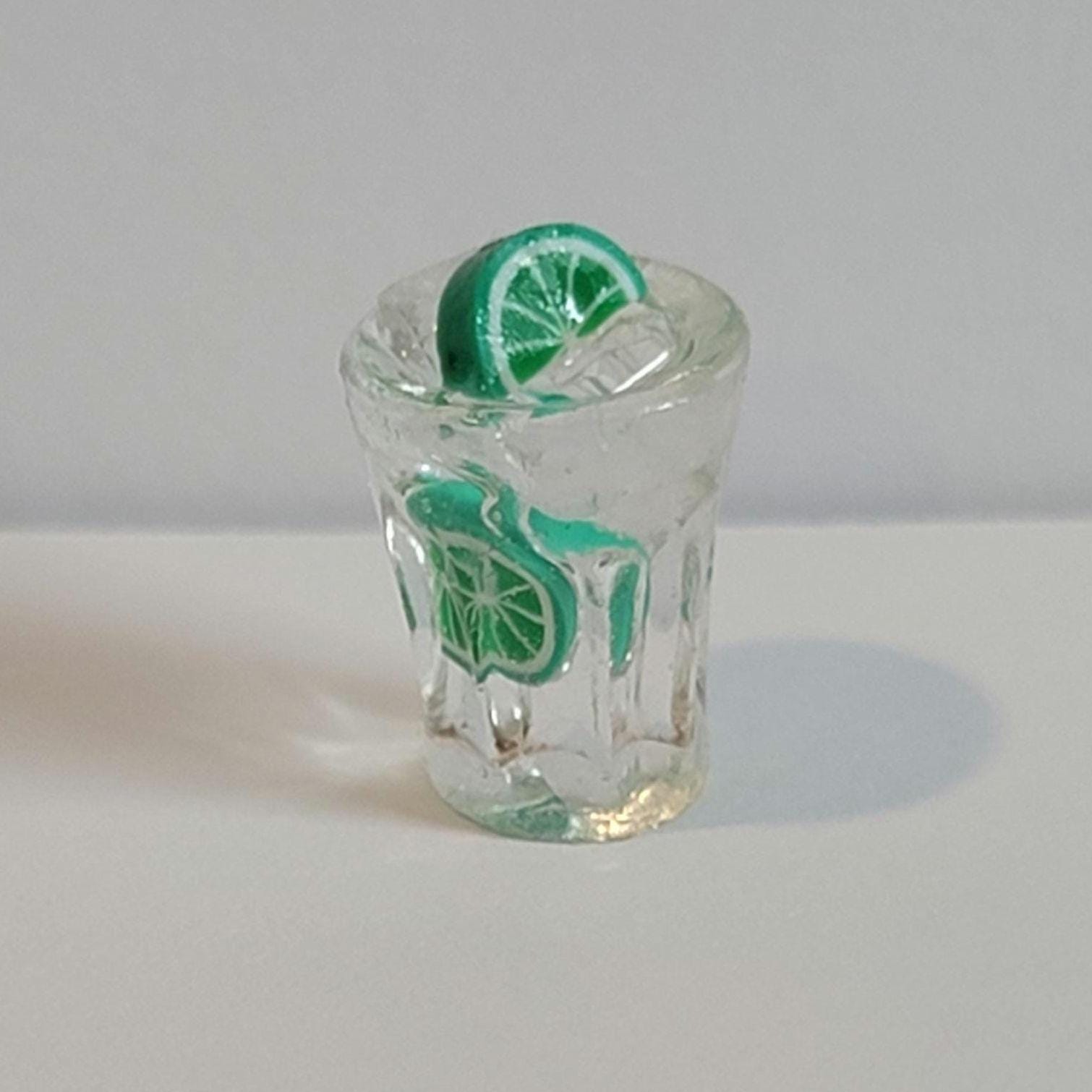 dollhouse miniature Gin and Tonic,  1/12 craft cocktail dollhouse drinks