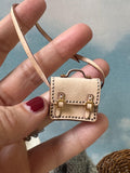 Miniature strawberry purse and messenger bag, Blythe purse 1/6 scale purse bag leather purse, crochet frog purse, adjustable straps, functional bags, purse charm, labubu cross body bag
