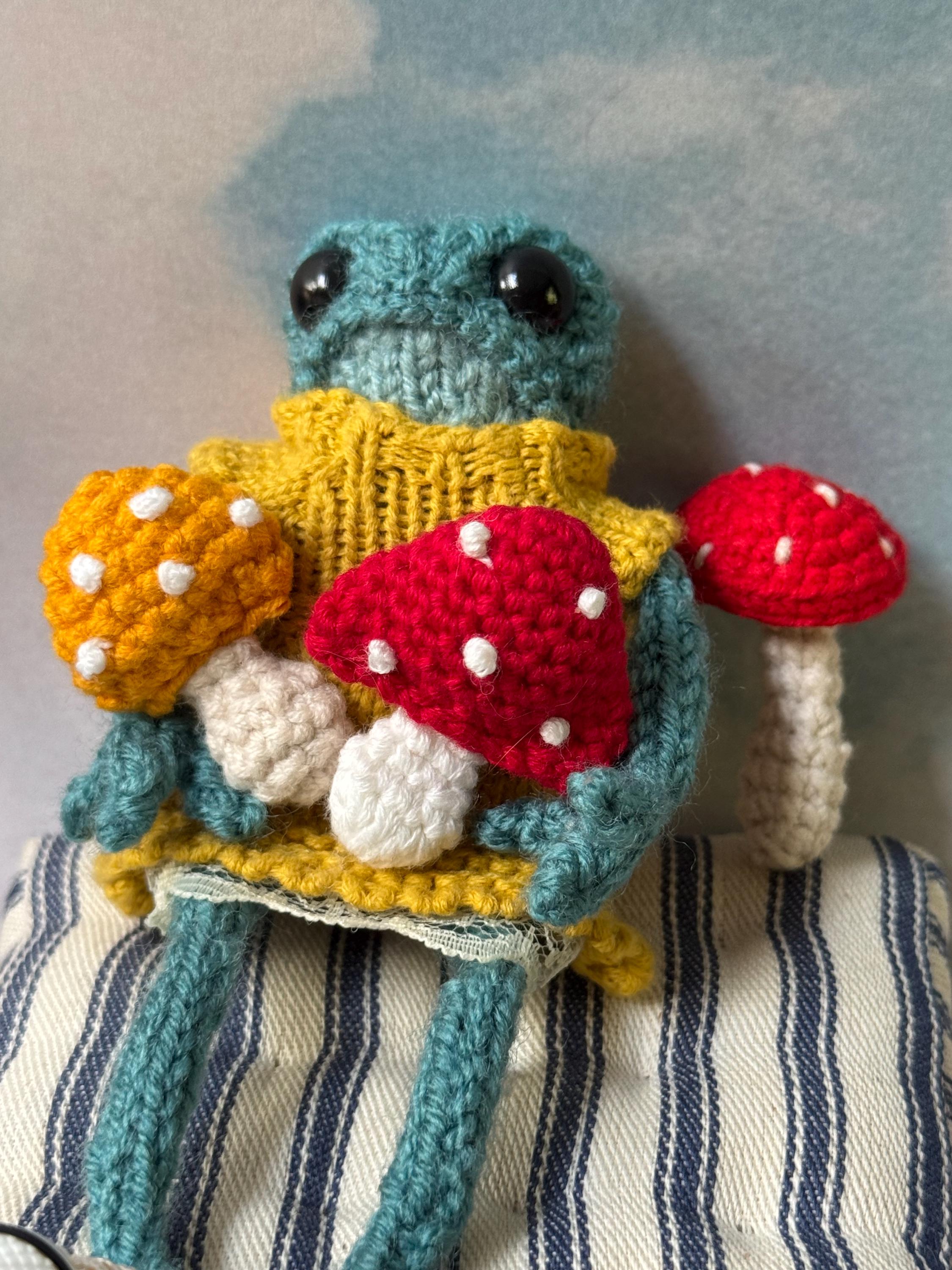 dollhouse miniature pillows for knitted crochet frog, Blythe, and 1/12 or 1/6 doll bedroom accessory pillow, magic mushroom acorn dollhouse decor