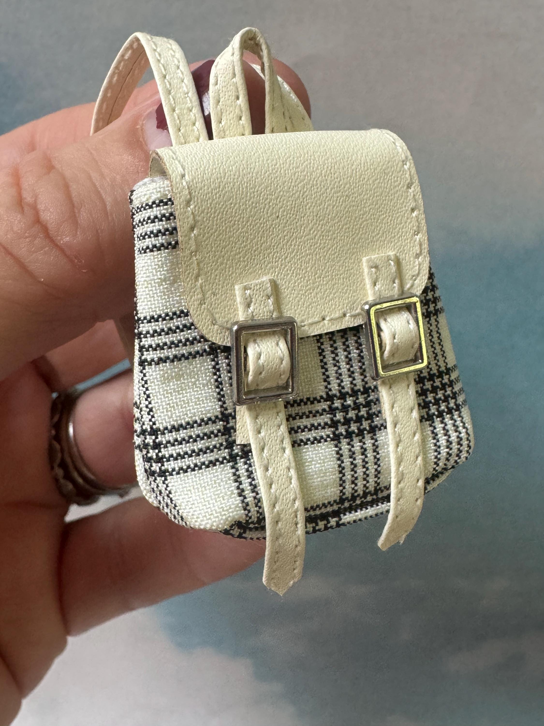 1/6 backpack for Blythe, Knitted frog or Labubu