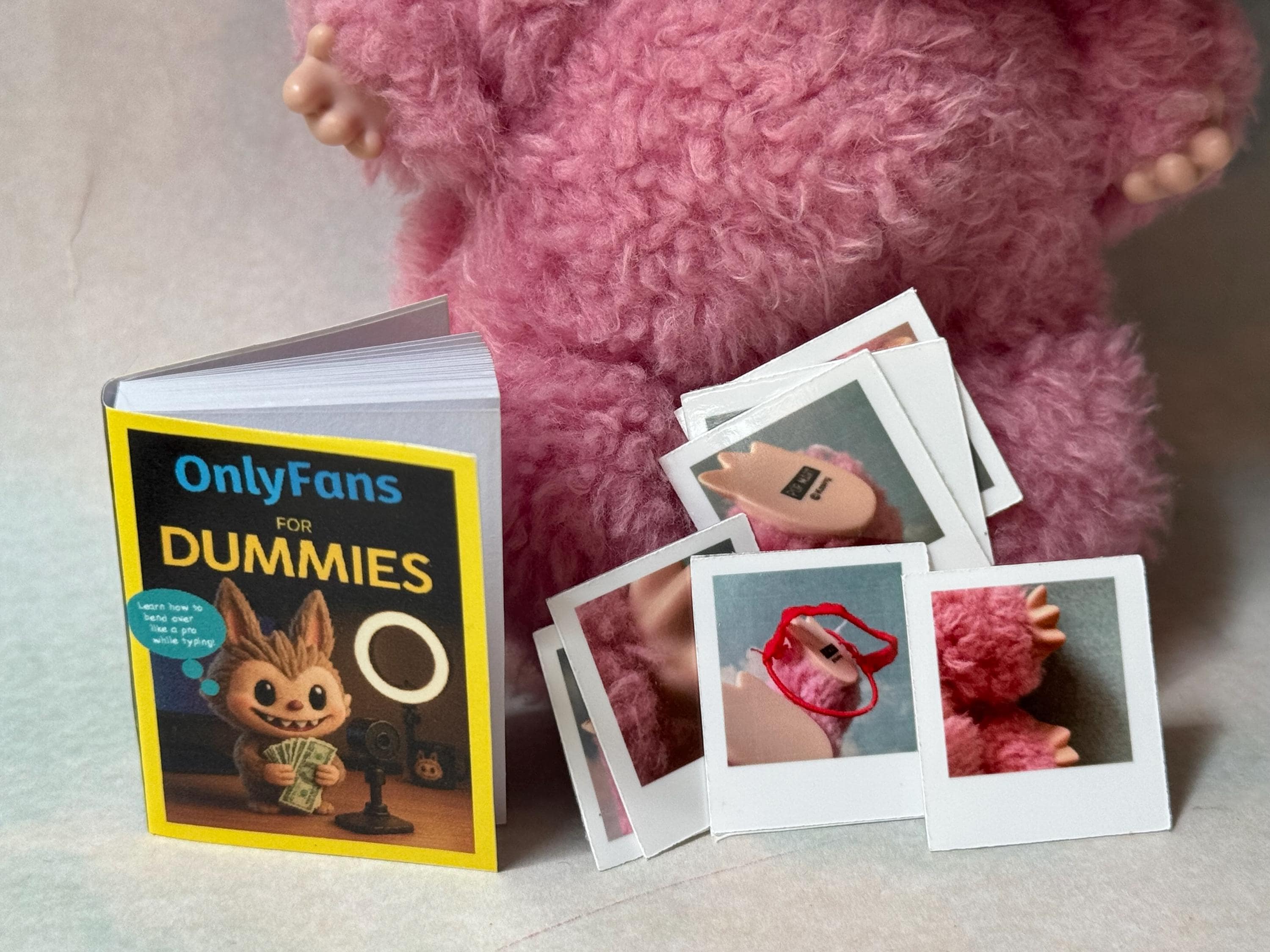 Labubu accessory Only Fans Polaroids, 1/6 Labubu decor