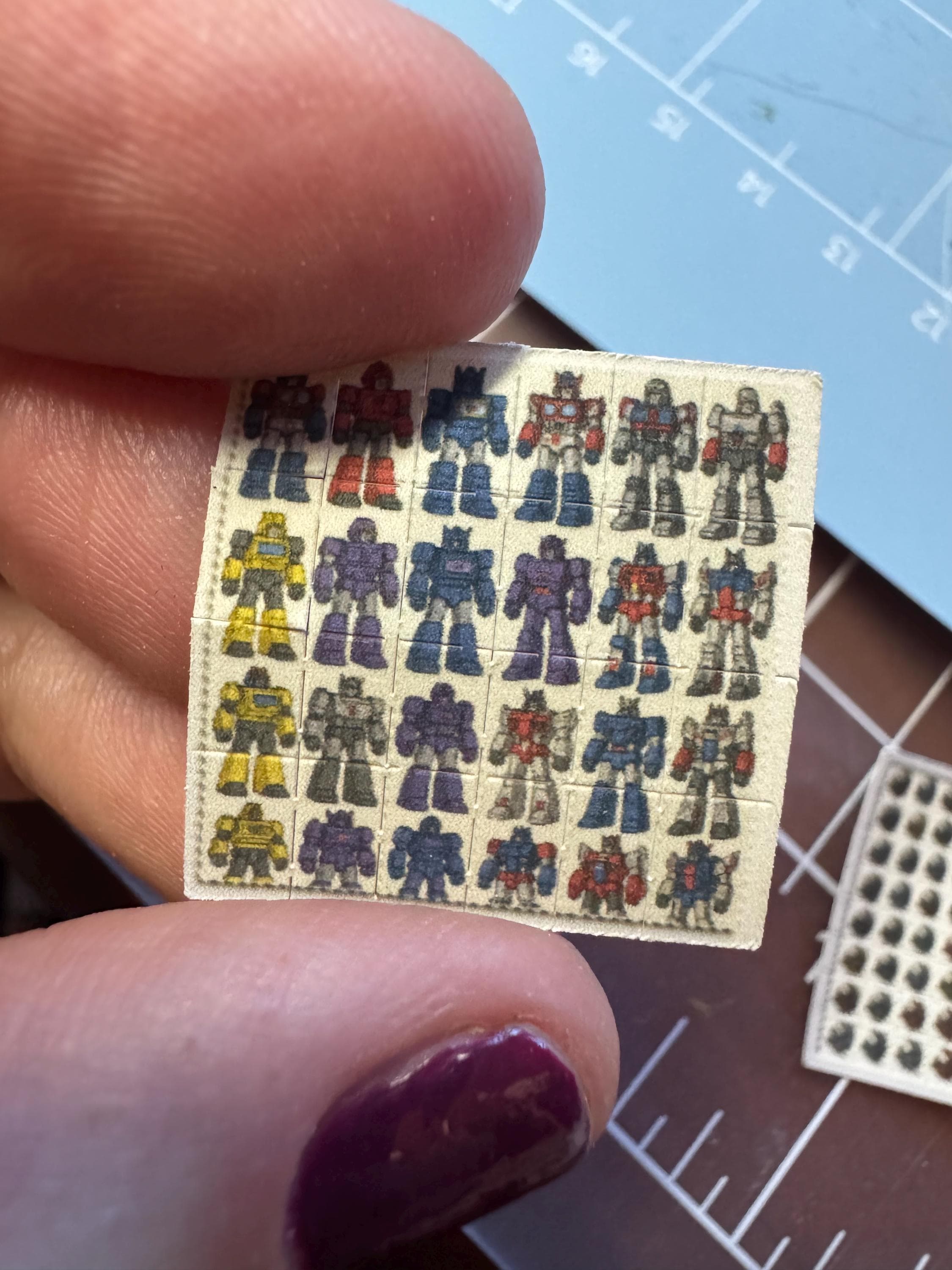 Labubu accessory fake acid strips, 1/16 scale