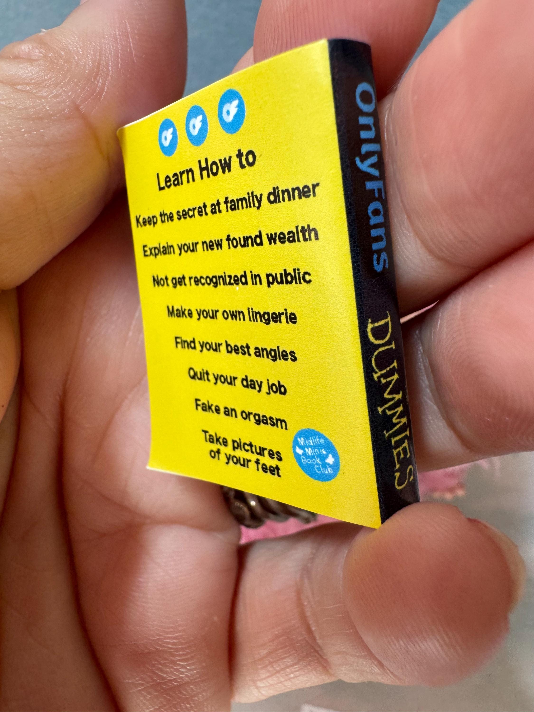 Labubu accessory Only Fans Polaroids, 1/6 Labubu decor