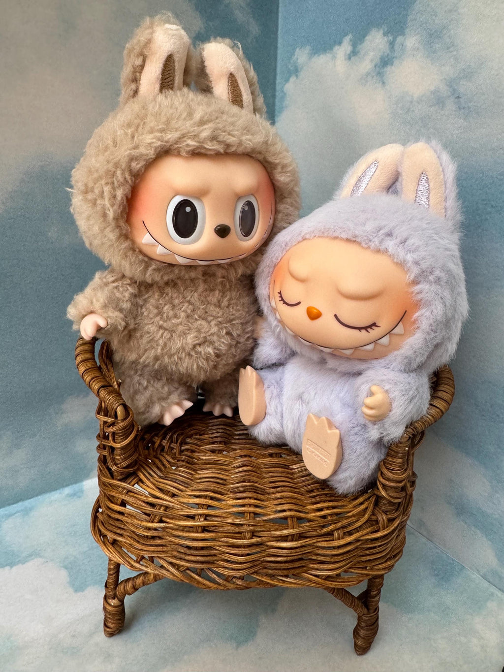 Dollhouse Wicker doll chair,  1/6 chair, Blythe chair, Labubu chair, dollhouse wicker chair, vintage doll furniture