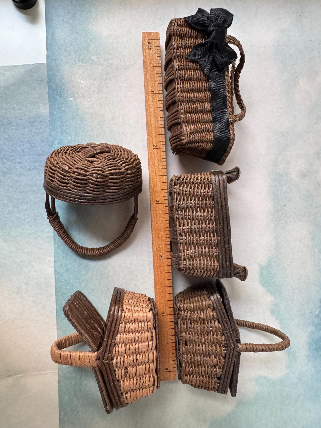 Dollhouse miniature handmade baskets,  picnic basket, 1/12 scale basket, miniature wicker basket